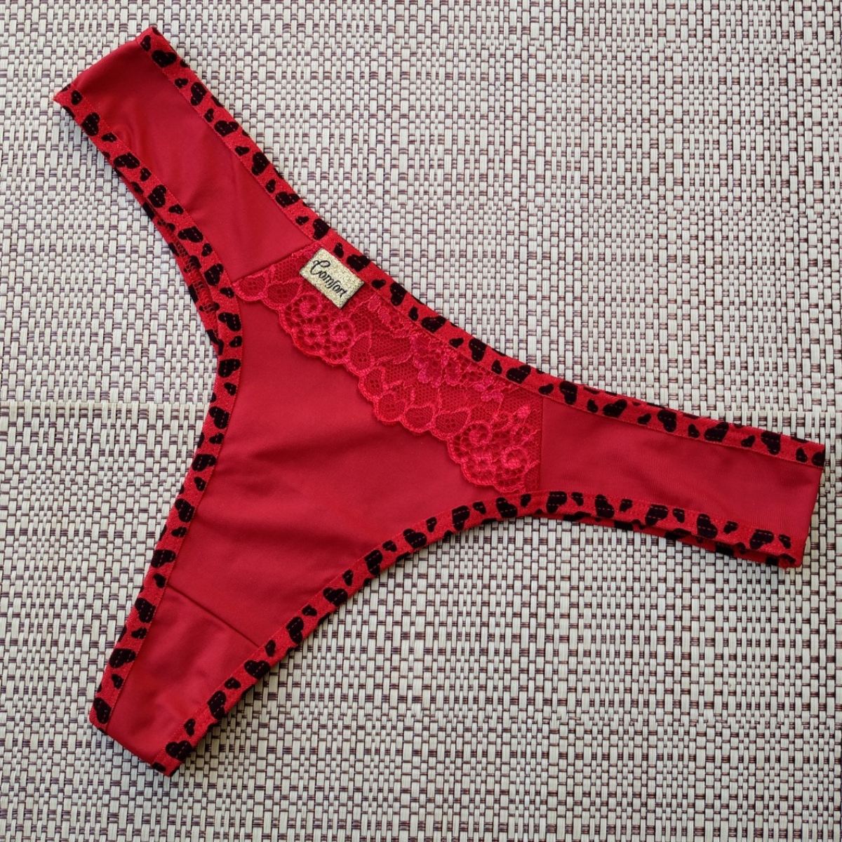 Calcinha Fio Coração - Rubi, M