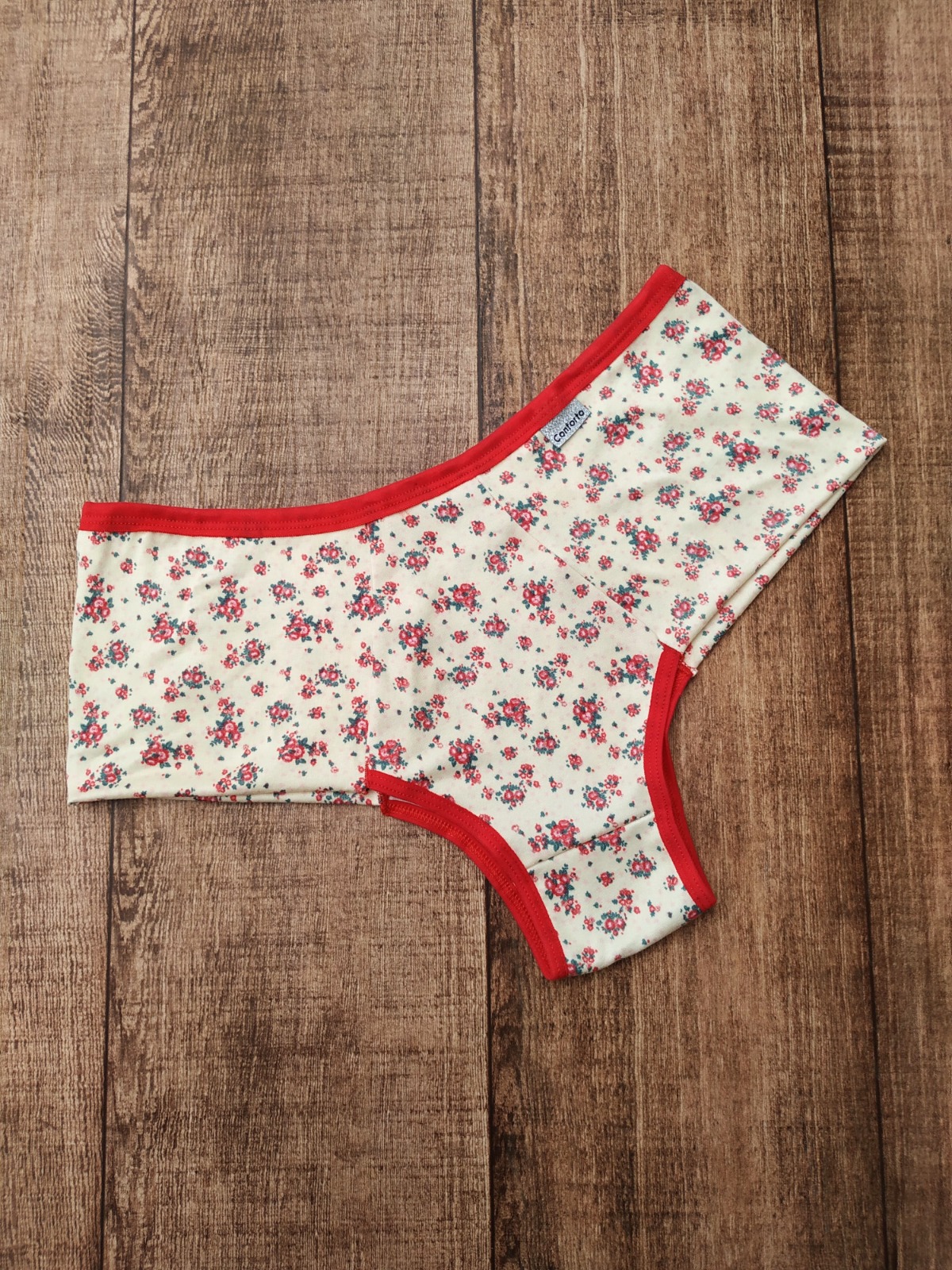 Calcinha Helena - Rubi, M